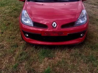 Gebraucht Renault Clio 107 PS (78 kW) 2006 Rot Kleinwagen