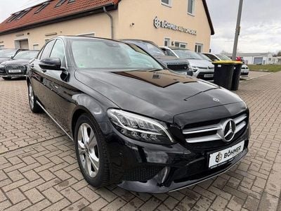 Gebraucht Mercedes C180 Avantgarde 156 PS (114 kW) 2021 Schwarz Limousine