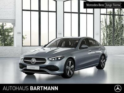 Silber Gebraucht 2025 Mercedes C200 Avantgarde Limousine | 39.800 € (Guter Preis)