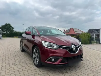 Gebraucht Renault Scénic IV 131 PS (96 kW) 2018 Rot Van / Kleinbus