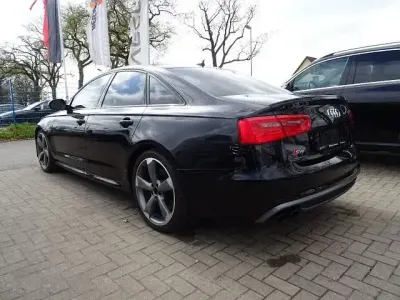 Gebraucht Audi S6 Ambiente 420 PS (308 kW) 2014 Schwarz Limousine