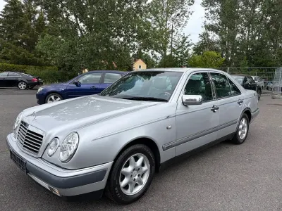 Gebraucht Mercedes E230 Elegance 150 PS (110 kW) 1995 Limousine