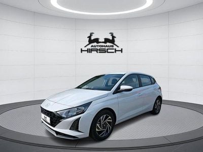 Neu Hyundai i20 Trend 101 PS (74 kW) 2025 Weiß Limousine