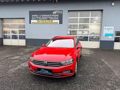 Gebraucht VW Passat Business 122 PS (89 kW) 2022 Rot Kombi