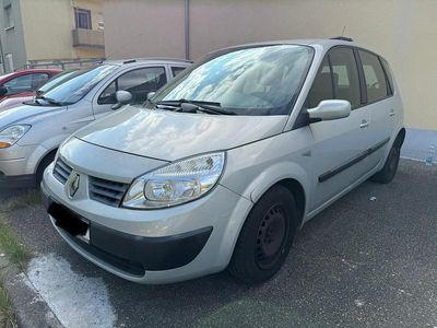 Renault Scénic II