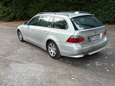 BMW 525