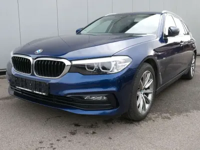 Usata BMW 520 Sport Line 190 CV (139 kW) 2018 Blu Station wagon