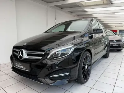 Gebraucht Mercedes B180 109 PS (80 kW) 2016 Nachtschwarz Kleinwagen
