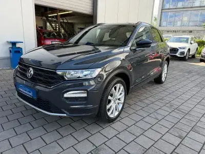 Gebraucht VW T-Roc Style 150 PS (110 kW) 2020 Grau SUV