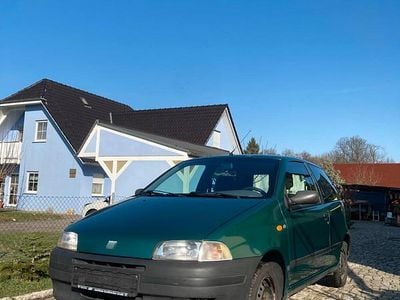 Usata Fiat Punto 60 CV (44 kW) 1997 Verde Utilitaria