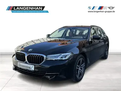 Gebraucht BMW 520 Efficient Dynamics 190 PS (139 kW) 2023 Schwarz Kombi