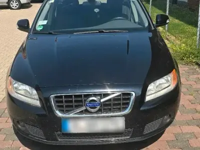 Gebraucht Volvo V70 136 PS (100 kW) 2009 Schwarz Kombi
