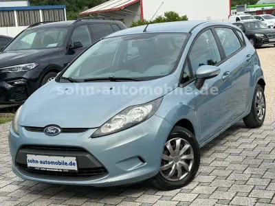 Gebraucht Ford Fiesta Trend 82 PS (60 kW) 2009 Grau Limousine