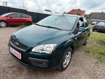 Gebraucht Ford Focus 101 PS (74 kW) 2008 Grün Limousine