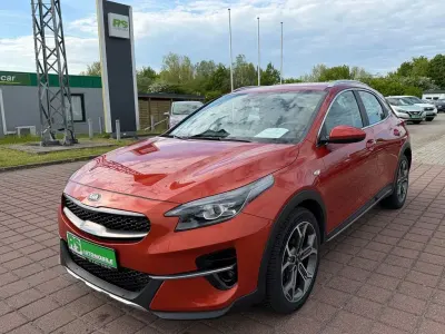 Używany Kia XCeed Vision 140 KM (102 kW) 2020 Pomarańczowy SUV