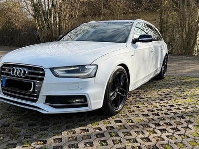 Gebraucht Audi A4 S-Line 177 PS (130 kW) 2012 Weiß Kombi