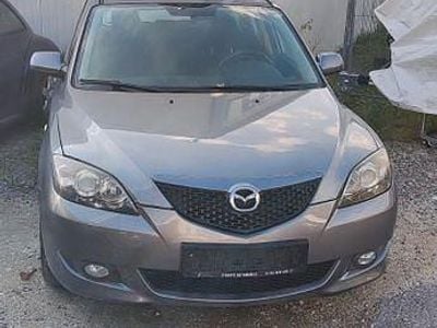 Grau Gebraucht 2005 Mazda 3 Active Limousine | 2.800 € (Fairer Preis)