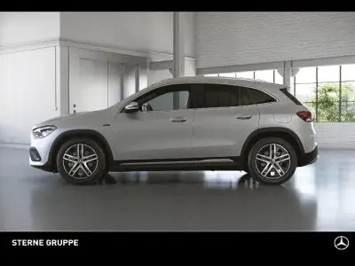 Gebraucht Mercedes GLA250 218 PS (160 kW) 2021 SUV