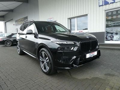Gebraucht BMW X7 M Sport 381 PS (280 kW) 2024 Schwarz SUV