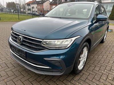 Nightshade blue metallic Gebraucht 2022 VW Tiguan Life SUV | 19.798 € (Fairer Preis)