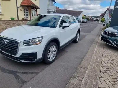 Gebraucht Audi Q2 116 PS (85 kW) 2018 Weiß SUV