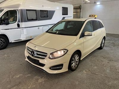 Gebraucht Mercedes B180 109 PS (80 kW) 2017 Beige Van / Kleinbus