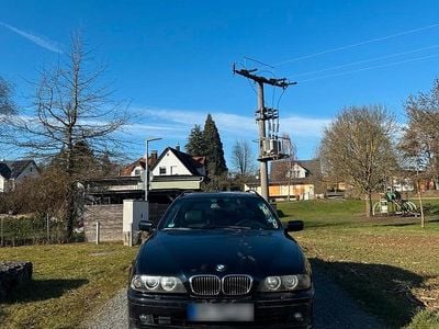 Gebraucht BMW 525 M Sport 192 PS (141 kW) 2000 Schwarz Kombi