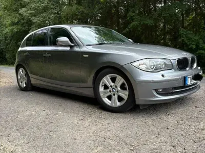 Gebraucht BMW 116 122 PS (89 kW) 2009 Silber Kleinwagen