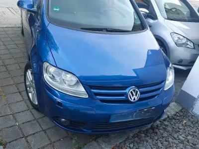Używany VW Golf V Comfortline 140 KM (102 kW) 2007 Niebieski Sedan/Limuzyna