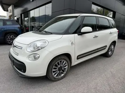 Begagnad Fiat 500L Living 105 HK (77 kW) 2014 Vit Minibuss