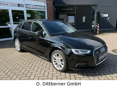 Gebraucht Audi A3 Sport 150 PS (110 kW) 2017 Schwarz Limousine