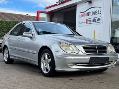 gebraucht Mercedes C180 Kompressor Lim./AUT./TEMPOMAT/TÜV/SHZ/PDC