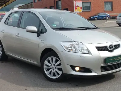 Gebraucht Toyota Auris Executive 124 PS (91 kW) 2007 Silber Kleinwagen