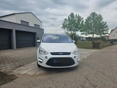 Gebraucht Ford S-MAX Titanium 163 PS (119 kW) 2013 Weiß Van / Kleinbus