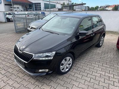 Schwarz Gebraucht 2021 Skoda Fabia Ambition Kleinwagen | 15.490 € (Guter Preis)