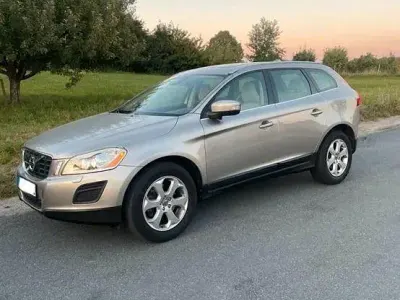 Occasion Volvo XC60 Summum 163 ch (119 kW) 2012 Beige SUV