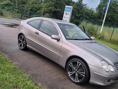 Mercedes C180