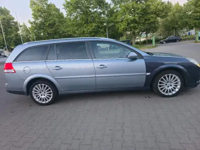 Gebraucht Opel Insignia 110 PS (80 kW) 2007 Silber Limousine