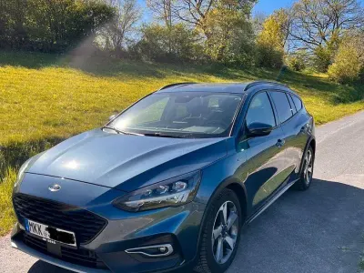 Second-hand Ford Focus Active 125 CP (91 kW) 2020 Albastru Break