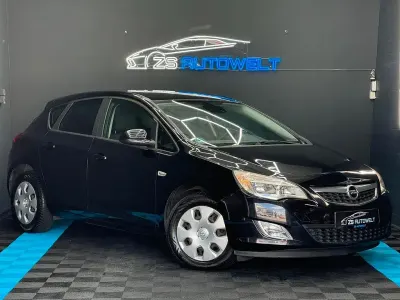 Gebraucht Opel Astra Design Edition 140 PS (102 kW) 2011 Schwarz Limousine