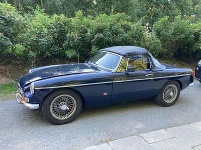 Second-hand MG B 95 CP (69 kW) 1975 Albastru Cabrio