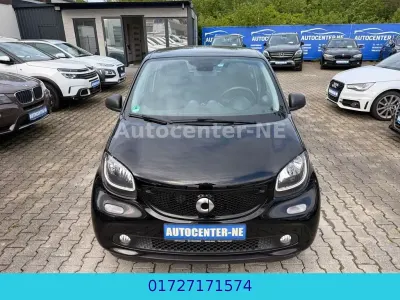 Używany Smart ForFour Basis 71 KM (52 kW) 2018 Czarny Hatchback