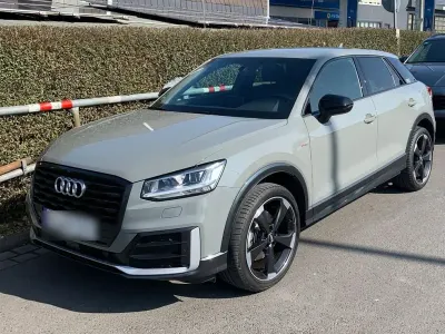 Usata Audi Q2 Design 150 CV (110 kW) 2017 Grigio SUV