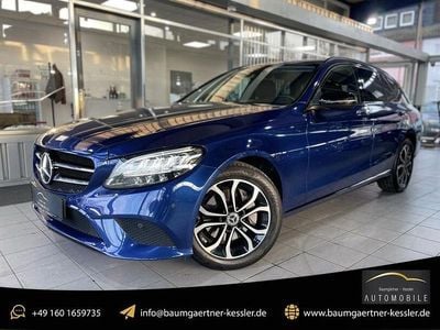 Gebraucht Mercedes C300 Night 245 PS (180 kW) 2020 Brillantblau metallic Kombi