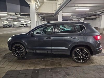 Usata Seat Ateca 4Drive 190 CV (139 kW) 2017 Grigio SUV