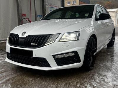 Gebraucht Skoda Octavia RS 184 PS (135 kW) 2017 Weiß Kombi