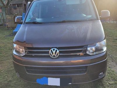 Gebraucht VW T5 Comfortline 140 PS (102 kW) 2010 Braun Van