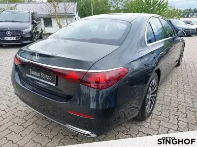 Brugt Mercedes E220 Avantgarde 197 HK (144 kW) 2025 Grå Sedan