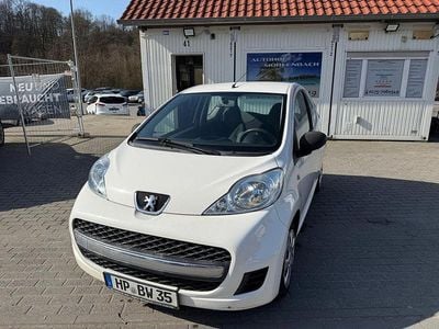 Gebraucht Peugeot 107 Filou 68 PS (50 kW) 2010 Weiß Kleinwagen