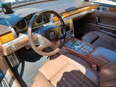 VW Phaeton